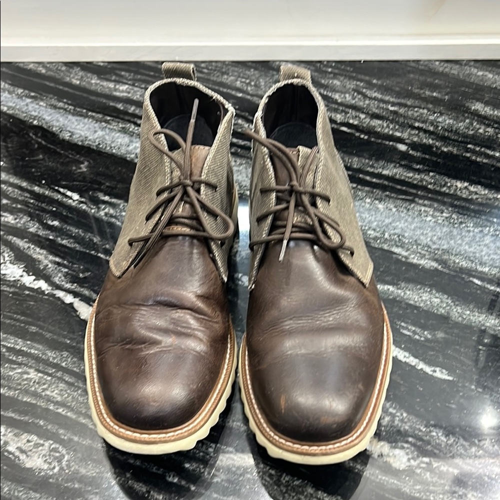 Johnston & Murphy Brown Chukka Boots with Burnished Leather